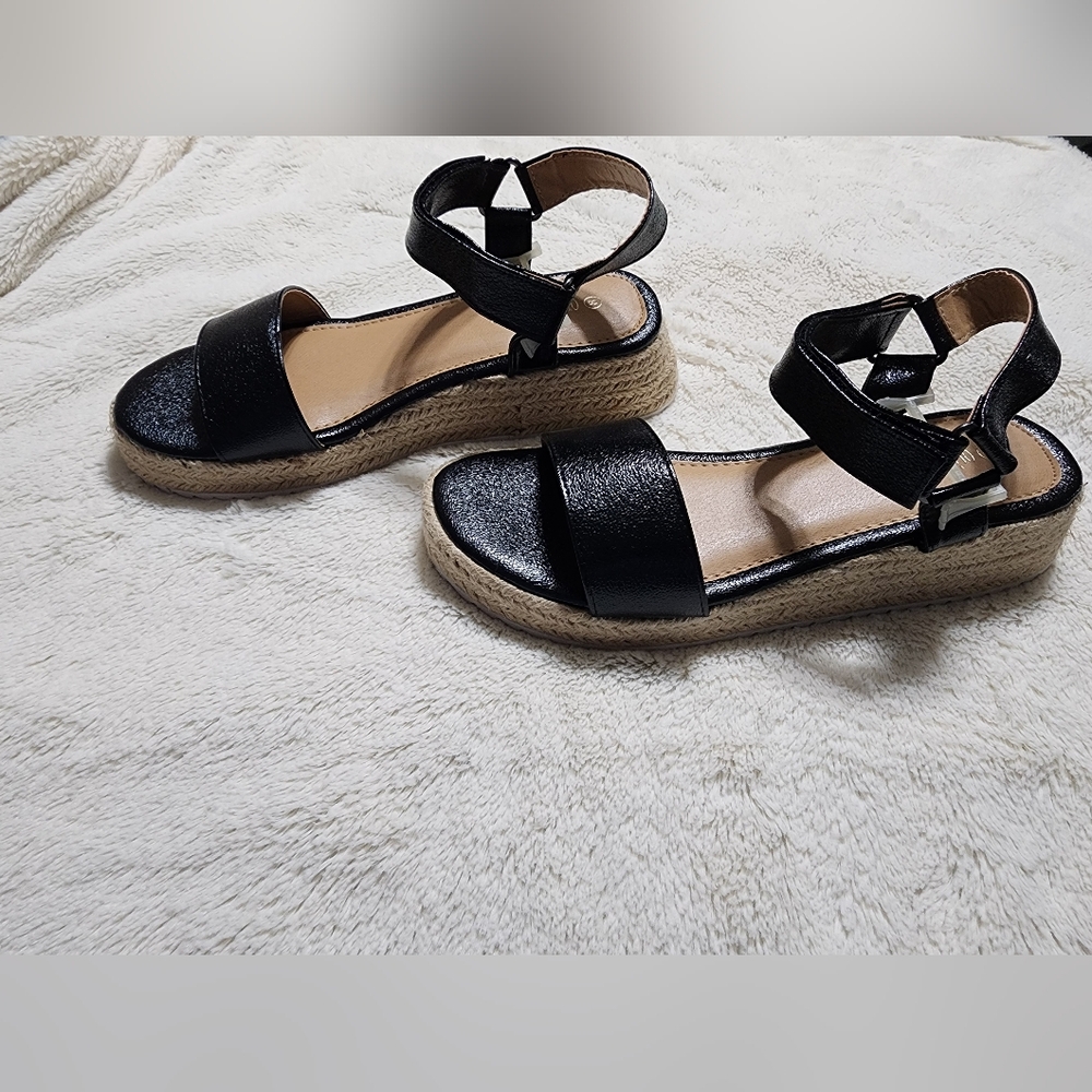 Olivia Miller Black Espadrille Sandals 8 NEW